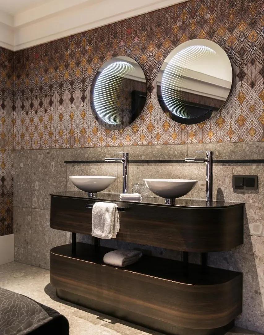 Hard Rock Hotel Amsterdam American 4*,  Nederland
