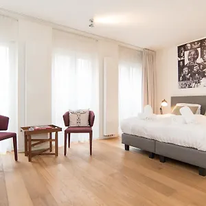 Grote Bickersstraat Homestay