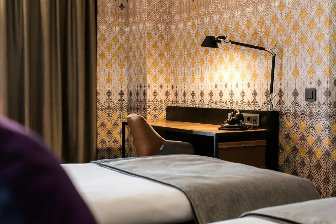 Clayton Hotel Amsterdam American